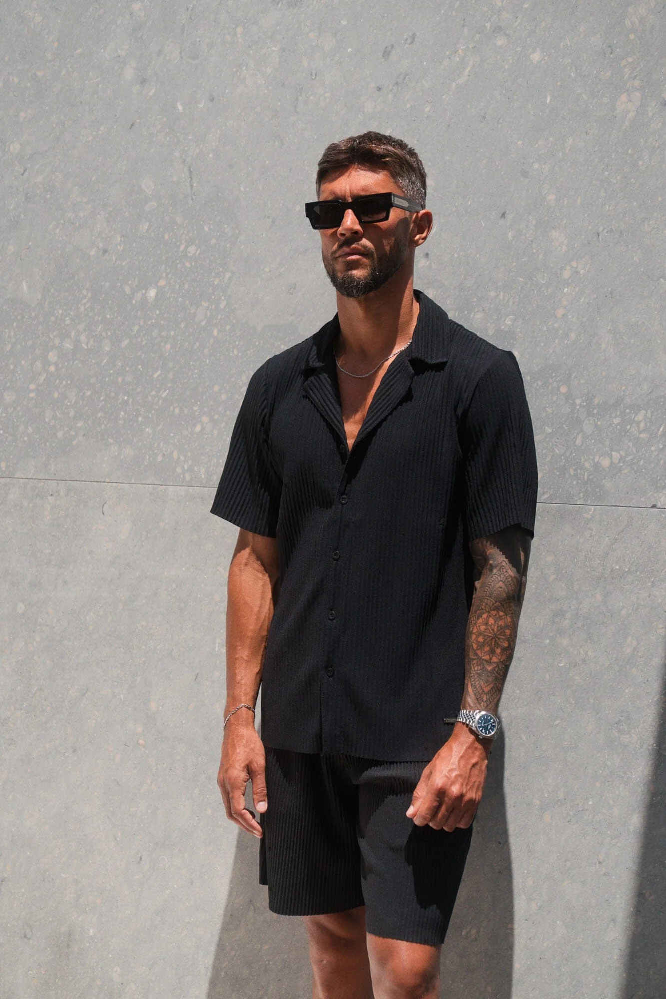 Black Pleated S/S Resort Shirt - Image 4
