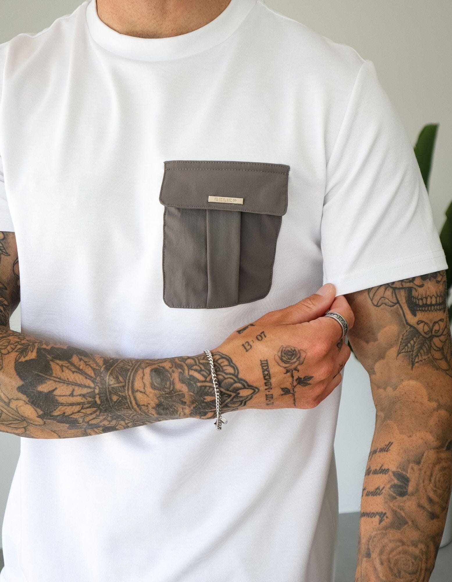 Woven Pocket T-Shirt White/Slate - Image 6